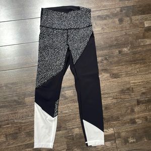 Lululemon size 6 leggings